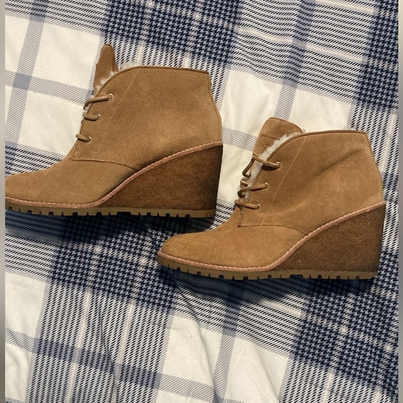 Women’s Coach Karson Wedge Fur Boots - Picture 2 of 7